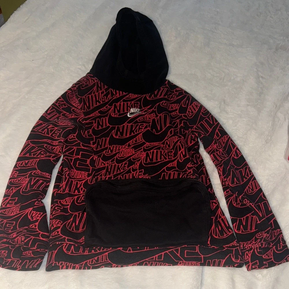 Nike S Kids Black and Red Logo Hoodie
